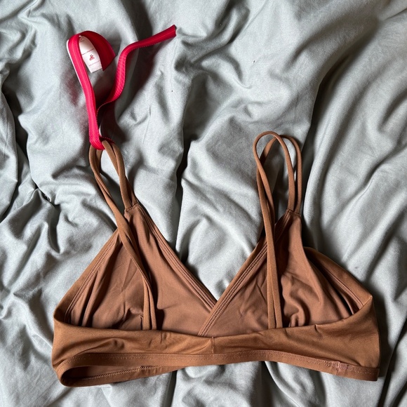 Left On Friday Sweet Victory Top D - Picture 2 of 3